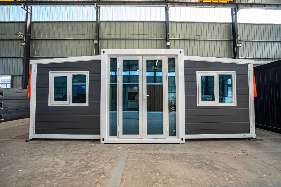 Expandable Container House